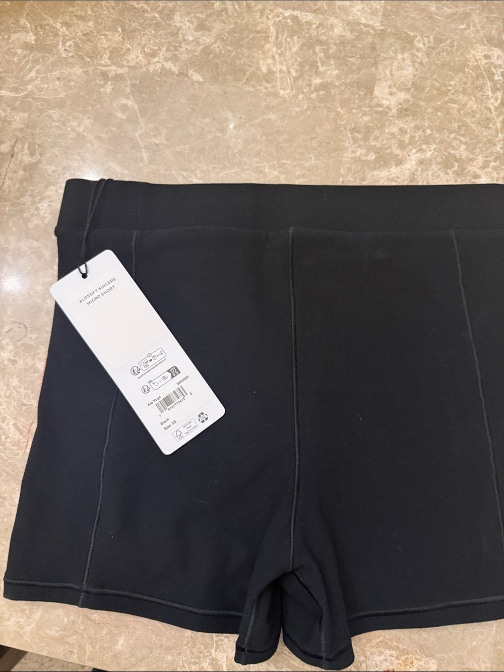 ALO yoga alosoft sincere micro short - Picture 4 of 4